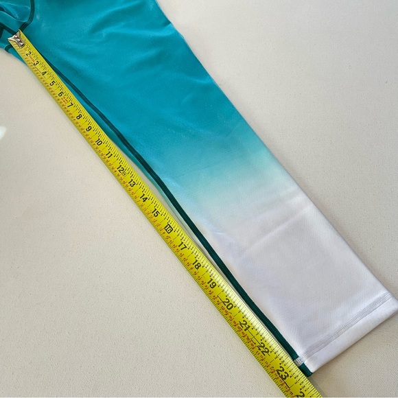 Zyia Leggings Womens 6-8 Light N Tight Ombre Metallic Teal Venom Snake Blue - Picture 14 of 14